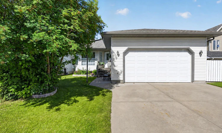 1514 Mary Place