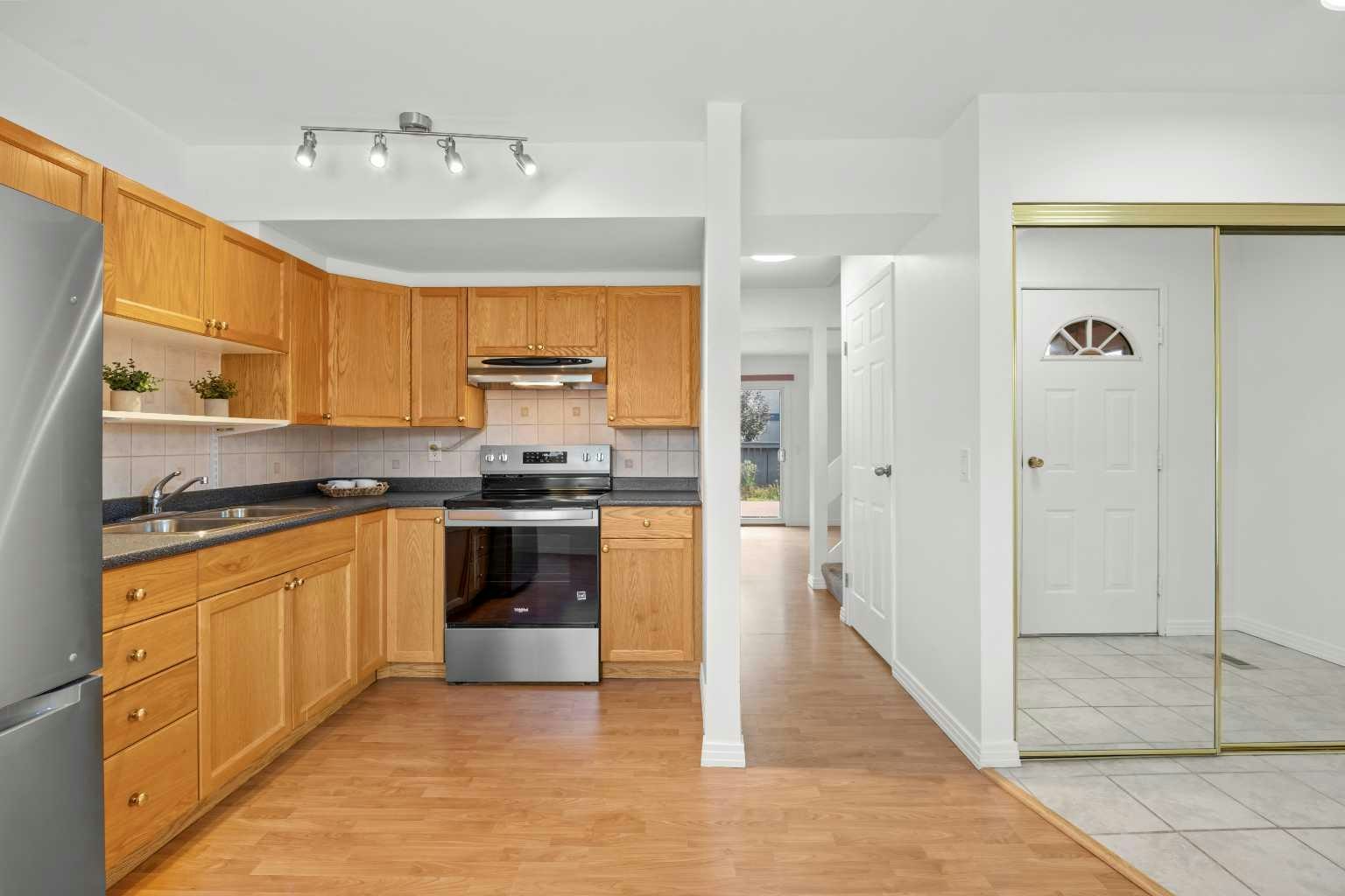 605-6223 31 Avenue NW, Calgary, AB, T3B 3X2