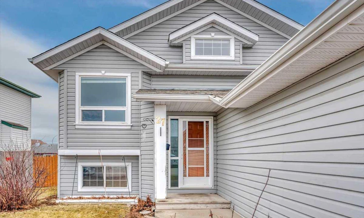 27 Aspen Creek Way