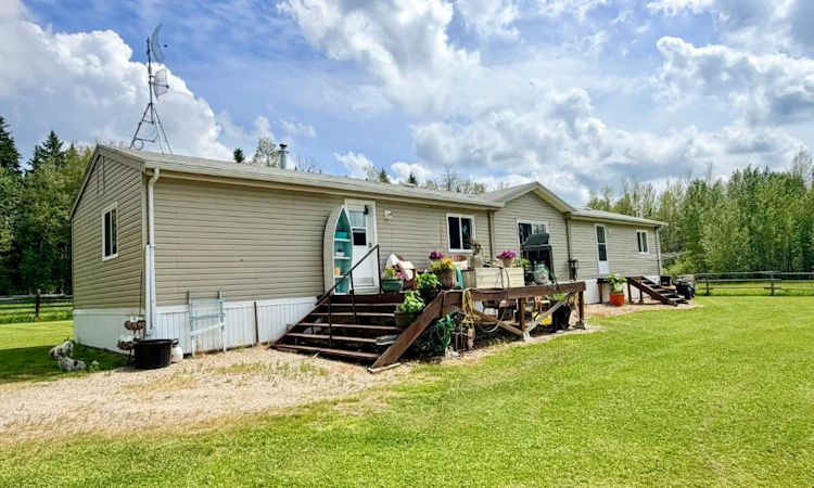384062 Range Road 8 2