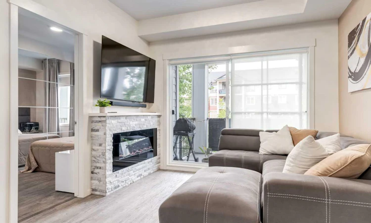 8205-151 Legacy Main Street SE