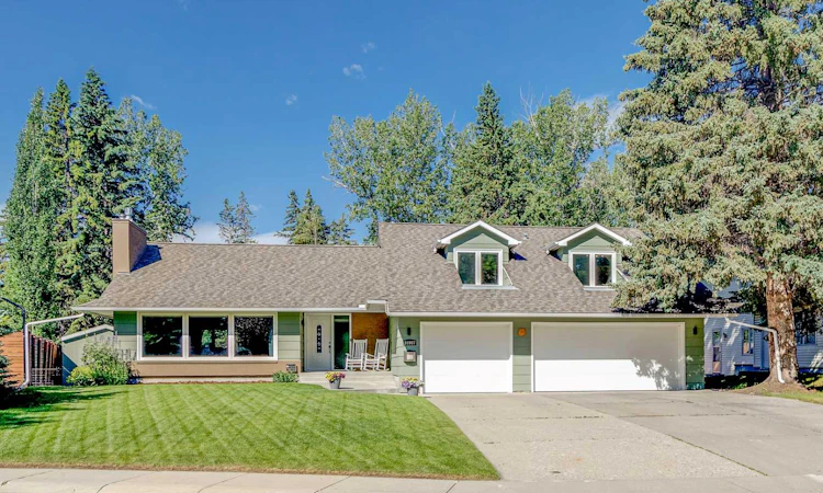 10907 Willowfern Drive SE