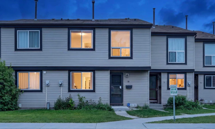 72-3029 Rundleson Road NE