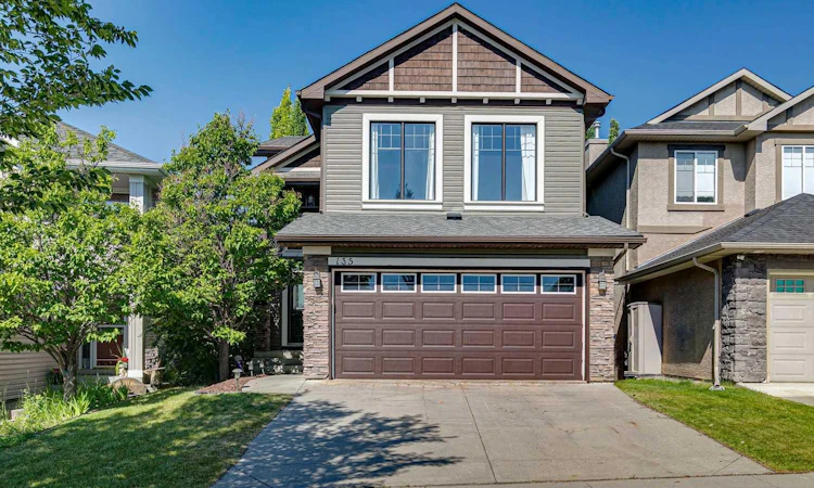 135 Tuscany Ravine Road NW