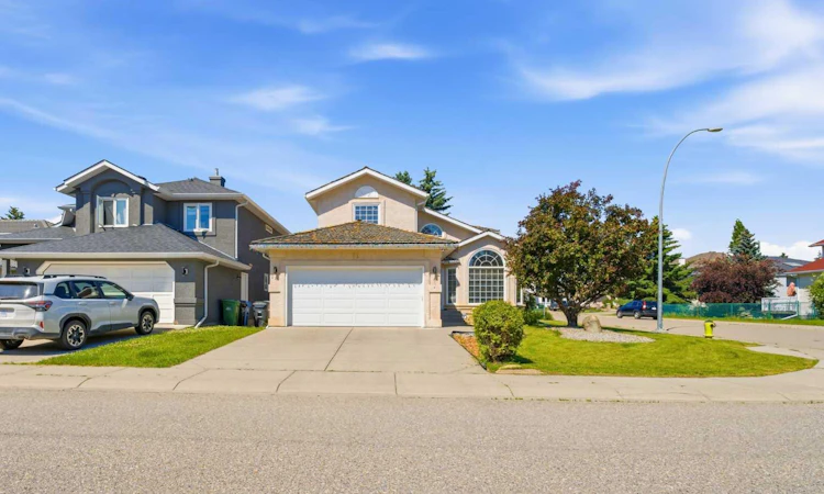 71 Woodpark Close SW
