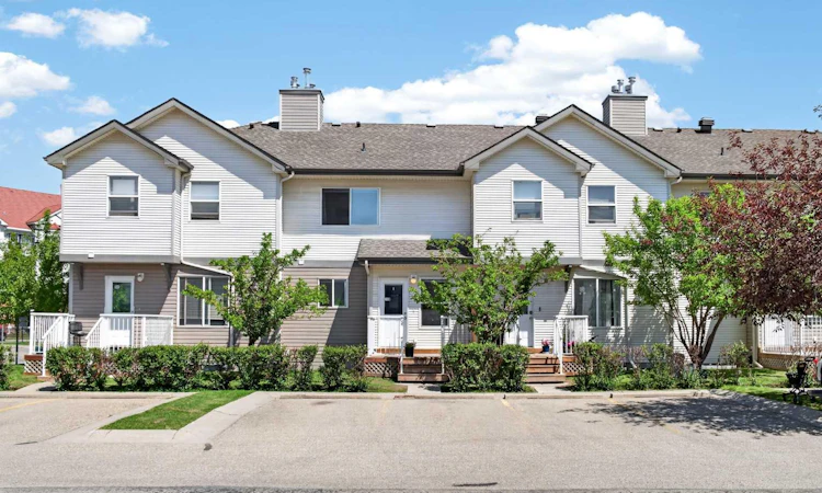 118 Royal Birch Villas NW