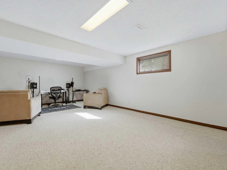 33 Manyhorses Drive, Rural Rocky View County, AB, T3Z 1A2 - 35