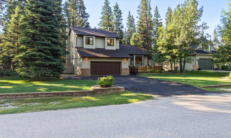 33 Manyhorses Drive