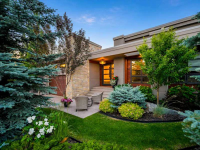 22 Aspen Ridge Square SW - 2