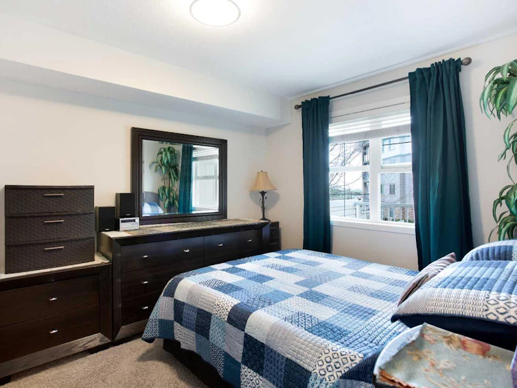 210-2000 Applevillage Court SE, Calgary, AB, T2A 7Z4 - 11