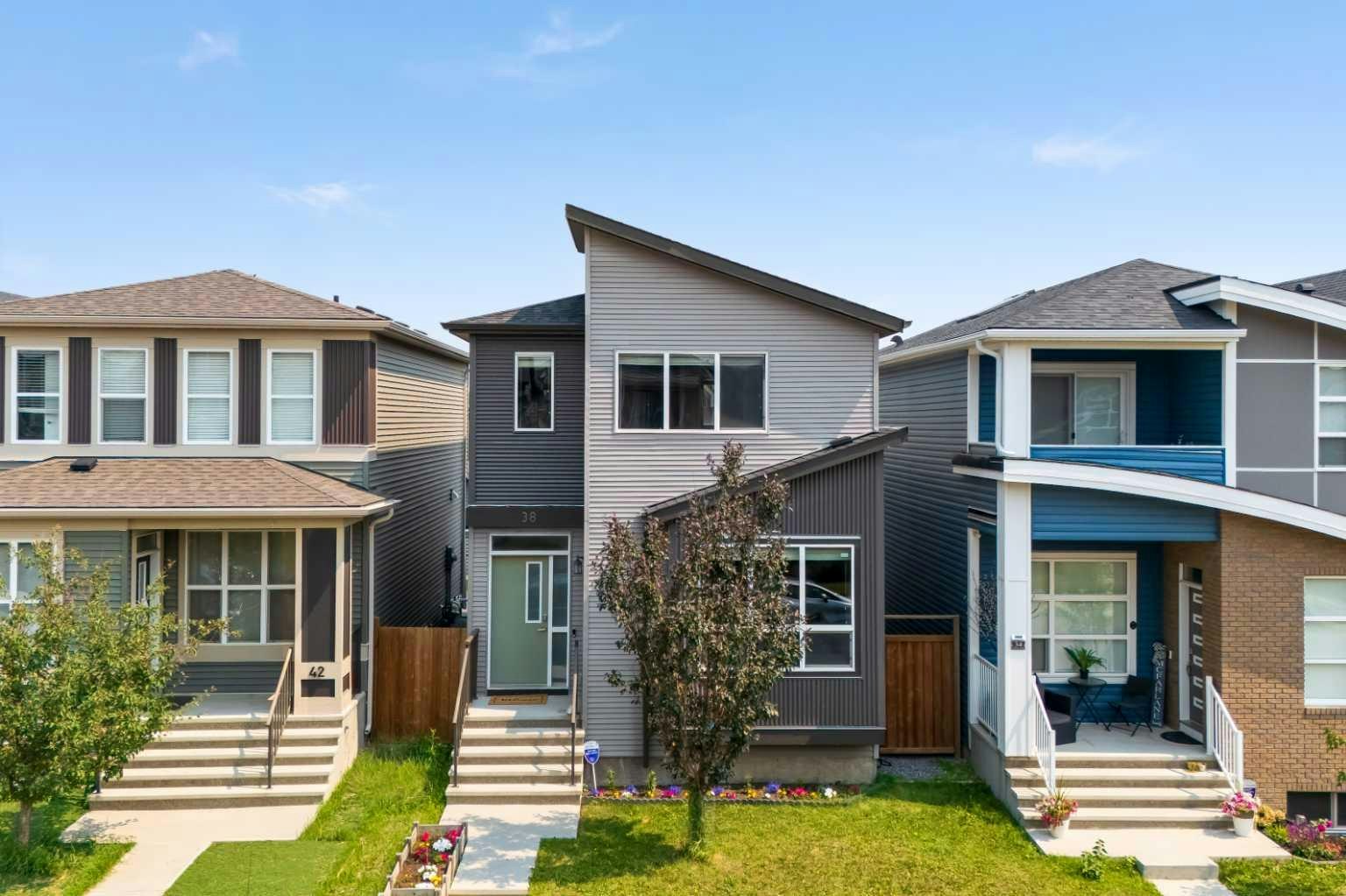 38 Howse Row N, Calgary, AB, T3P 1A9