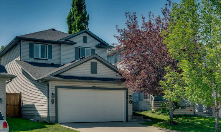 292 Coville Close NE