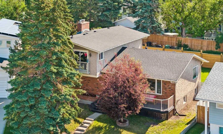 16 Brenner Place NW