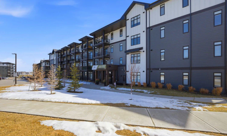 315-10 Sage Hill NW