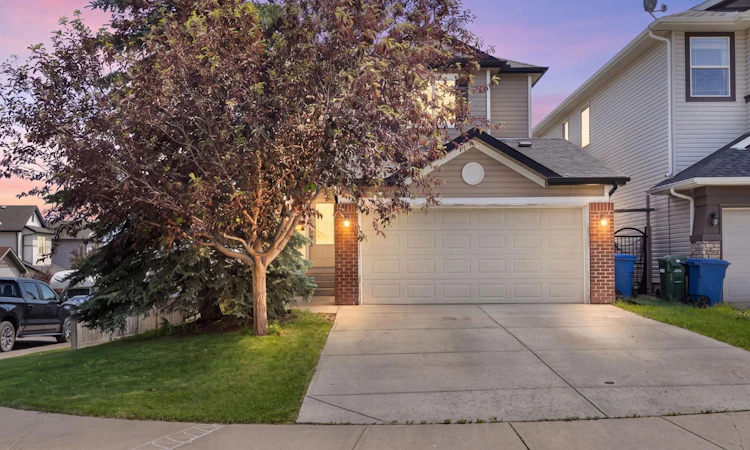 590 Coopers Drive SW