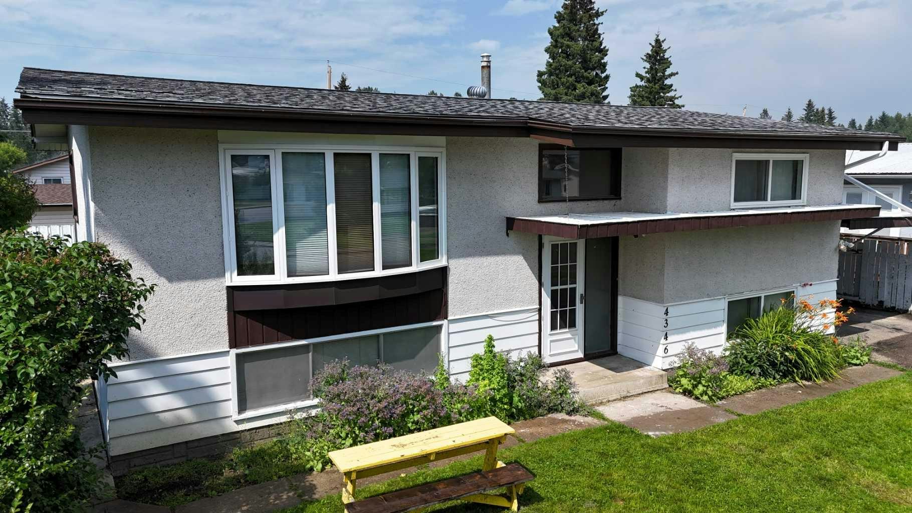 4346 9th Avenue, Edson, AB, T7E 1B4