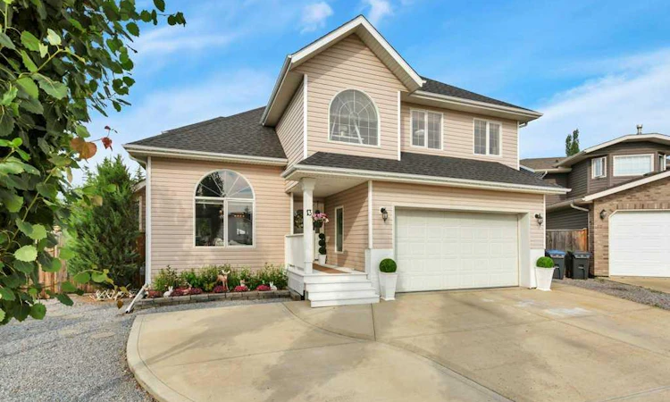 13 Fern Crescent