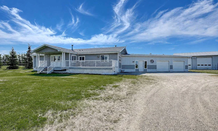 743073 Highway 2