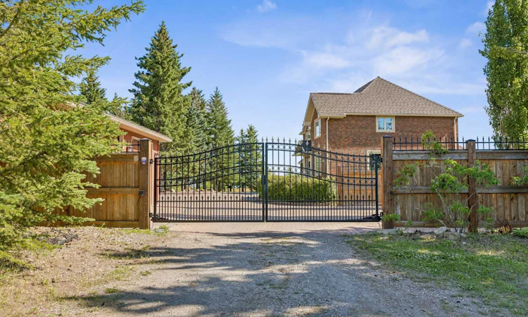 225 Huggard Road