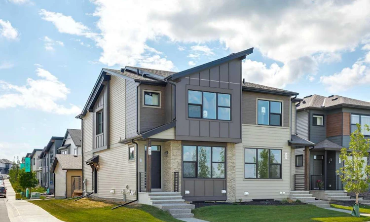 49 Silverton Glen Way SW