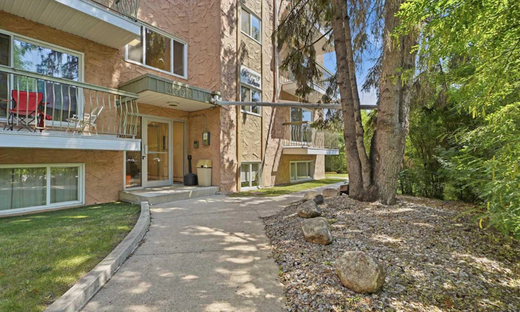 401-4732 54 Street