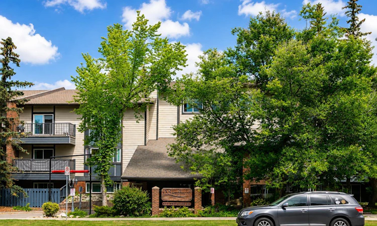 305-550 Westwood Drive SW