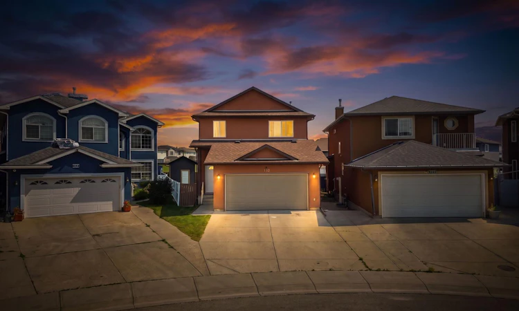 125 Tarawood Place NE