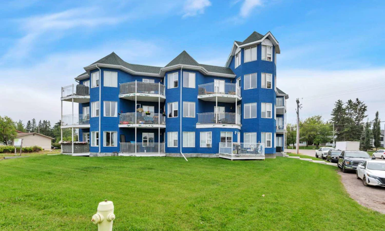 312-5135 Lakeshore Drive