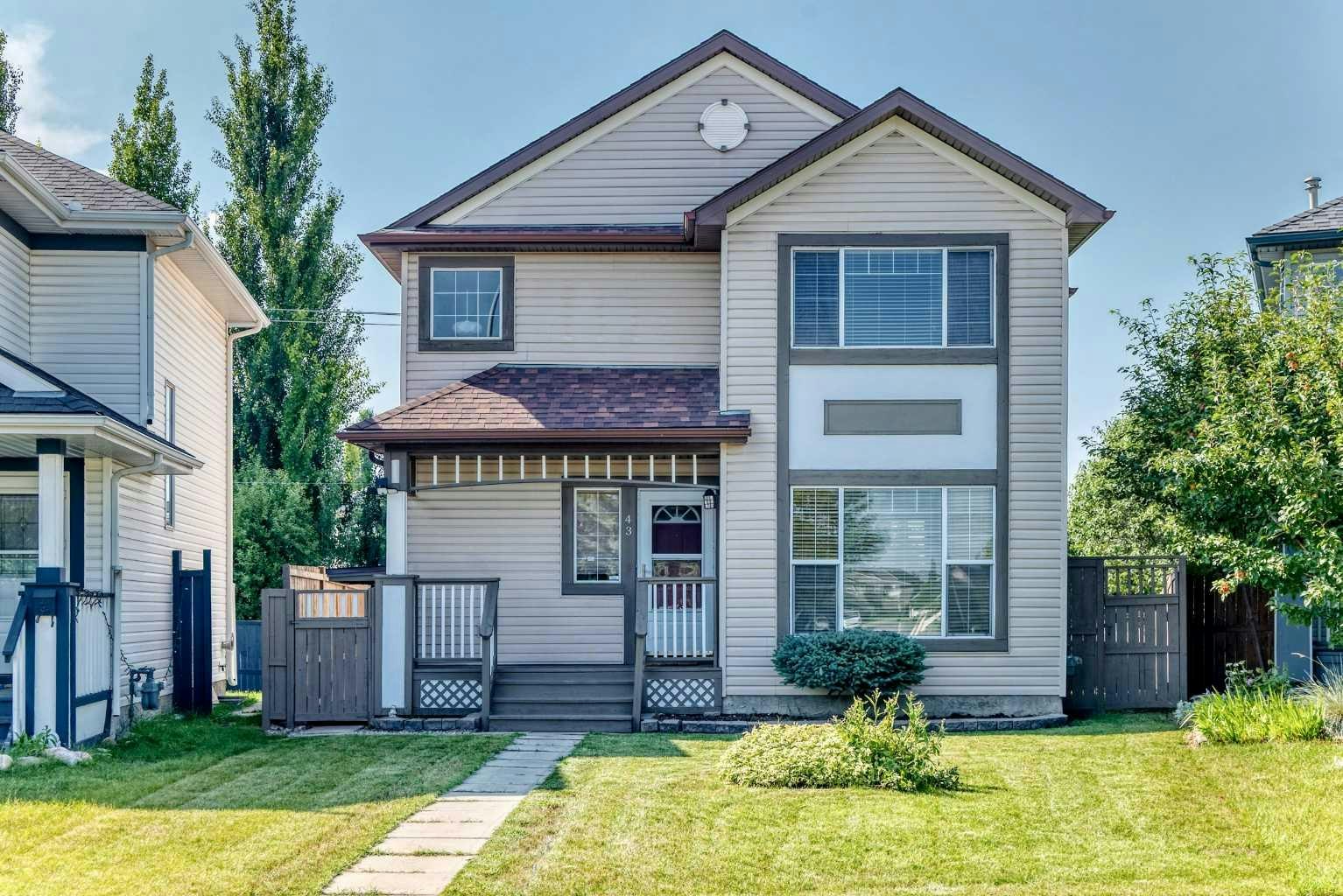 43 Somerside Common SW, Calgary, AB, T2Y 3M9