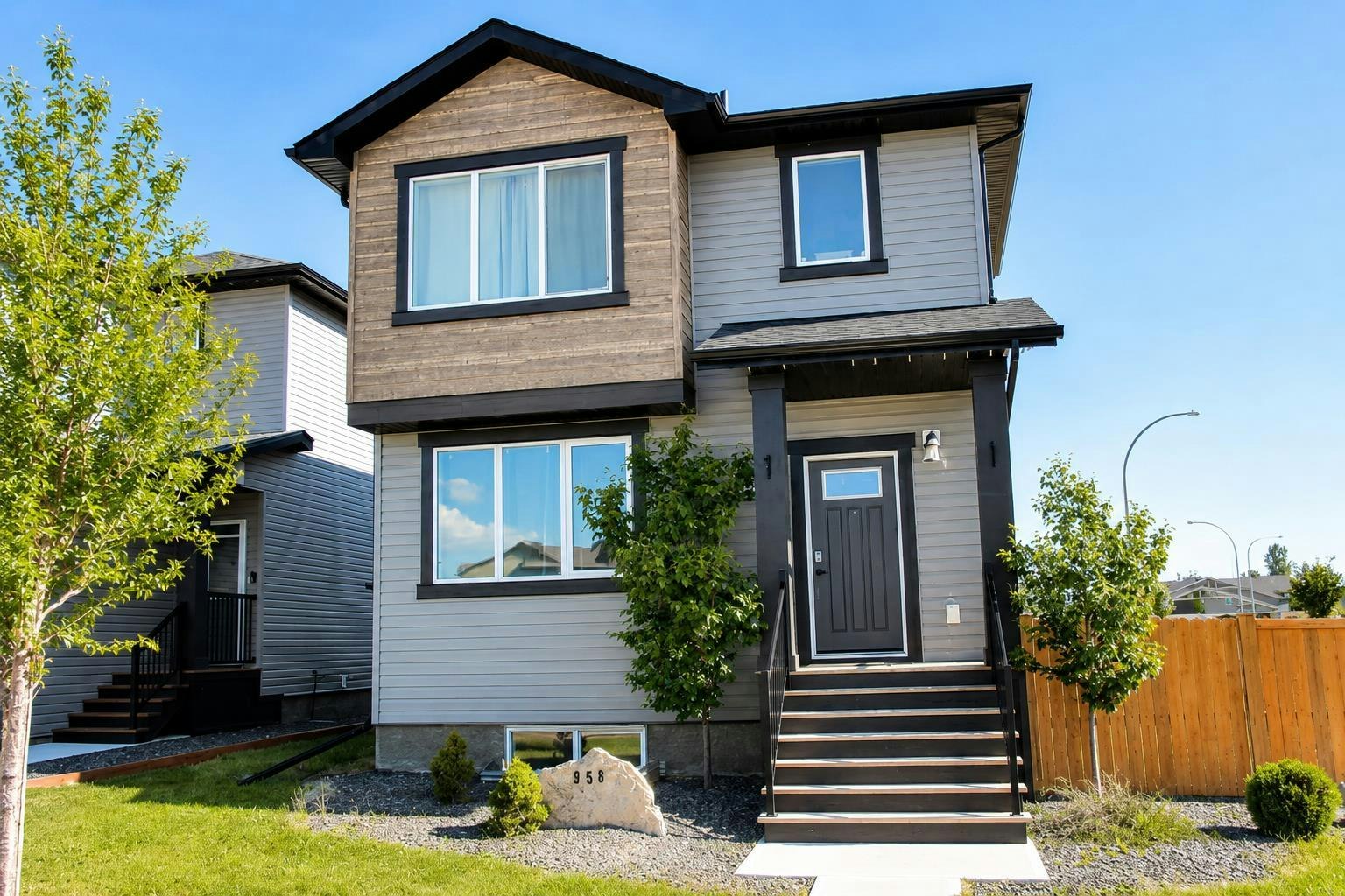 958 41 Avenue N, Lethbridge, AB, T1H 7G9