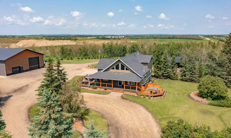 41104 Range Road 274