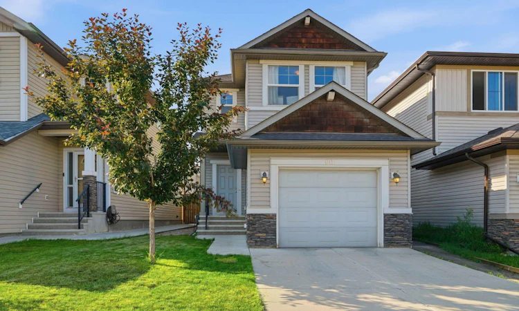 98 Panton Way NW