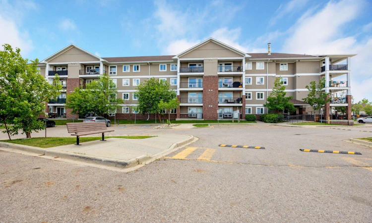 202-248B Grosbeak Way