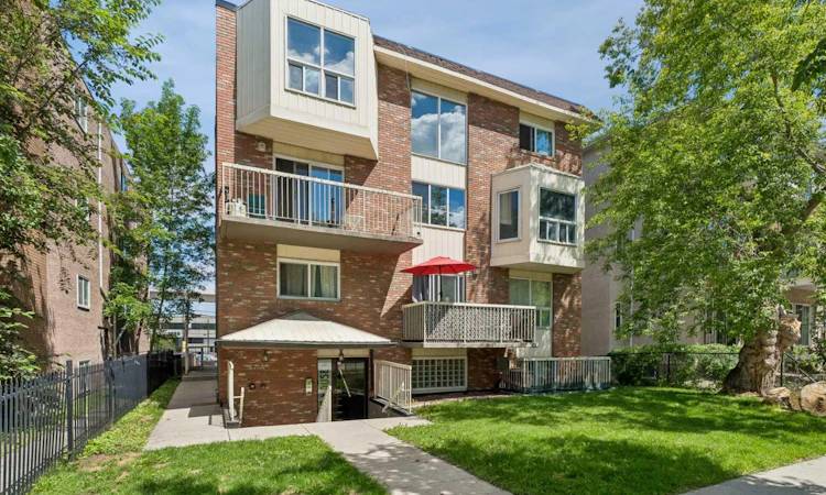 202-1824 11 Avenue SW