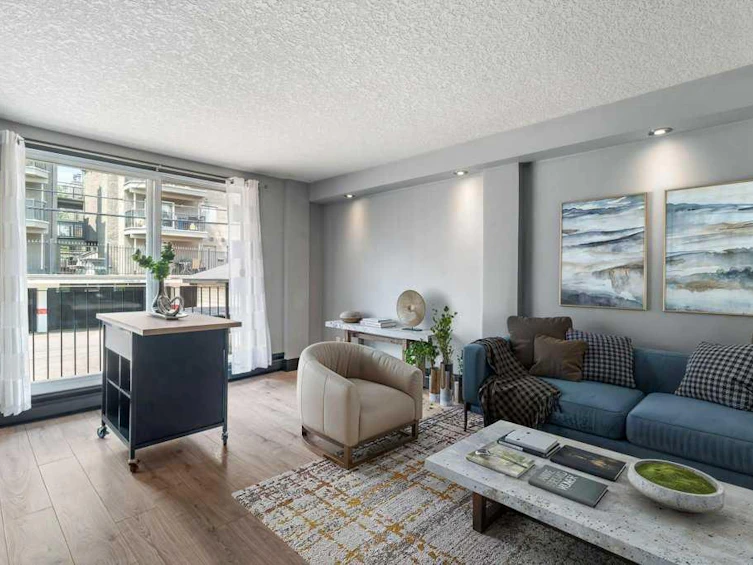 204-1815 16 Street SW, Calgary, AB, T2T 4E3 - 2