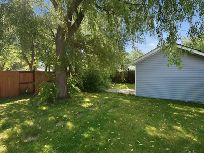 4625 48 Street - 5