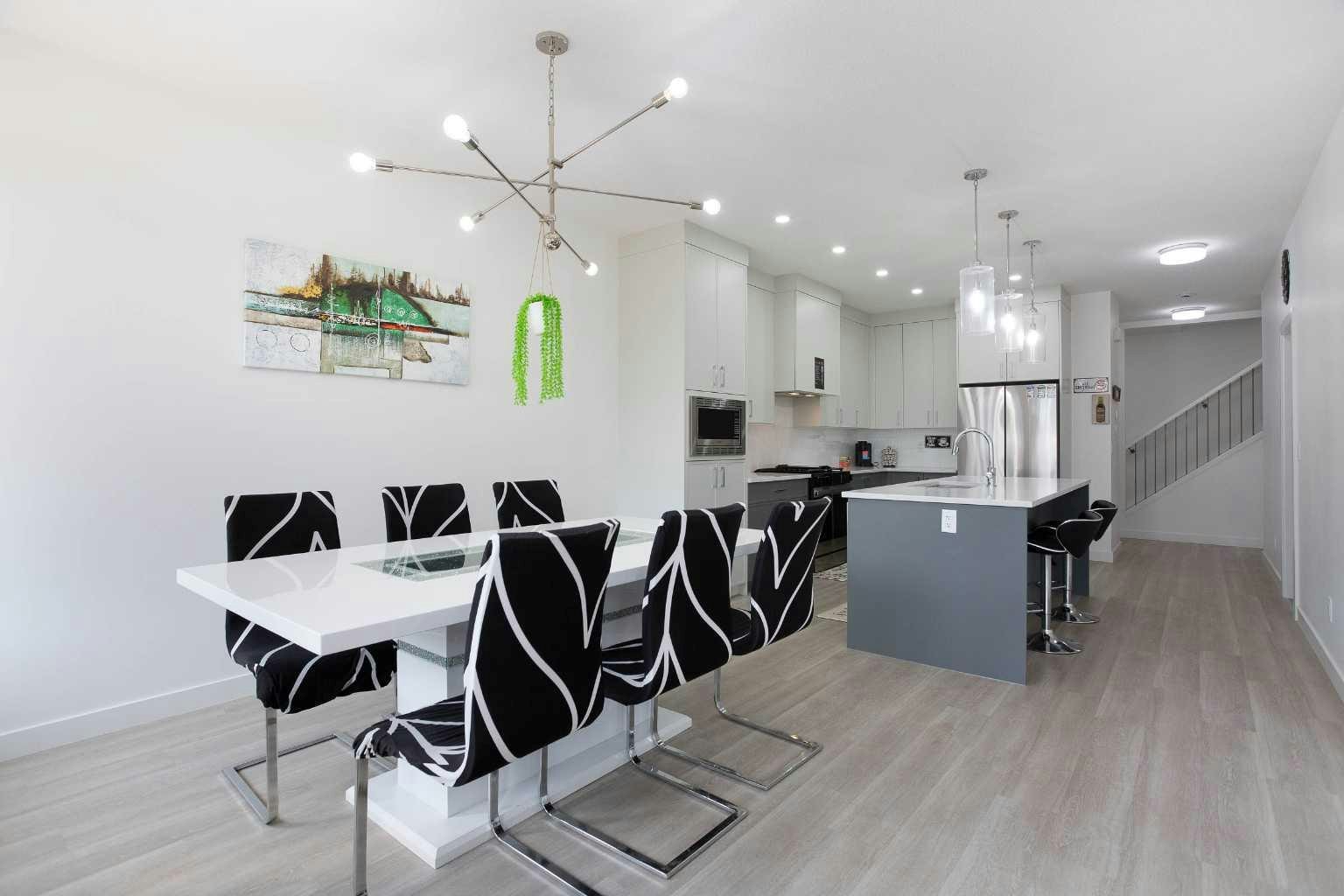 91 Copperhead Grove SE, Calgary, AB, T2Z 5H4 - 9