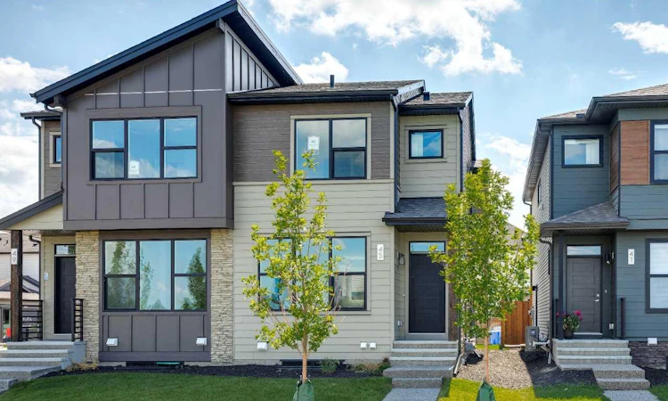 45 Silverton Glen Way SW