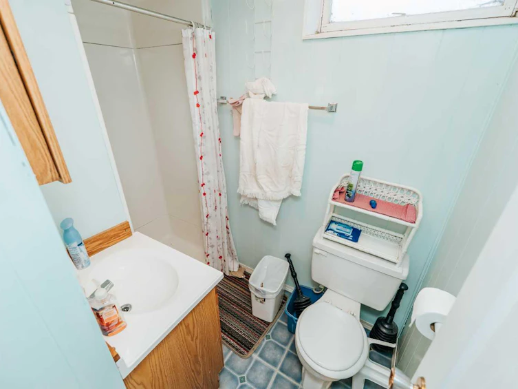 2305 7 Avenue N, Lethbridge, AB, T1H 0Z2 - 18