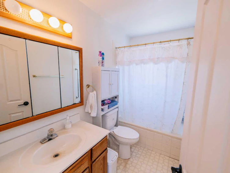 2305 7 Avenue N, Lethbridge, AB, T1H 0Z2 - 15
