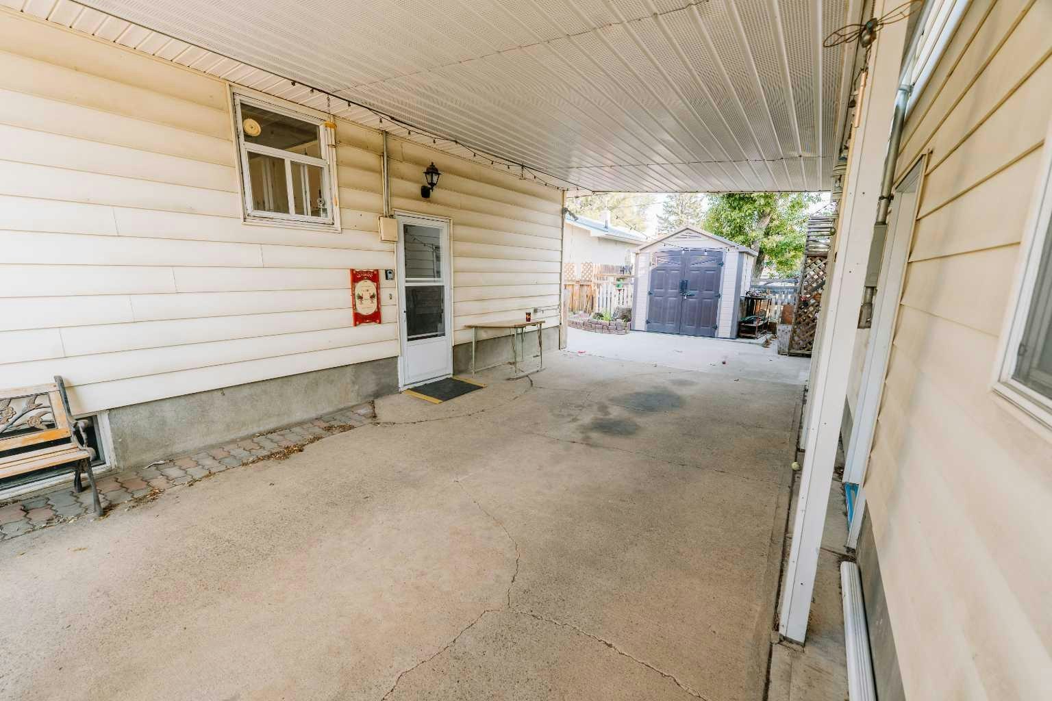 2305 7 Avenue N, Lethbridge, AB, T1H 0Z2 - 23