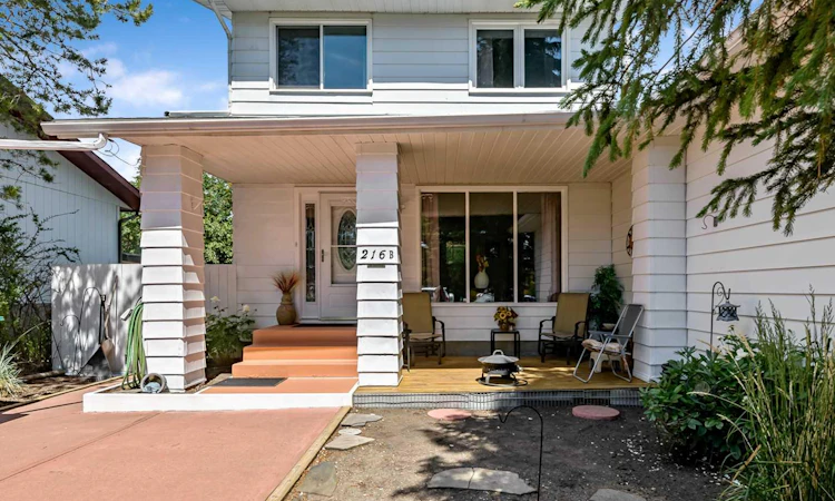 216 B Royal