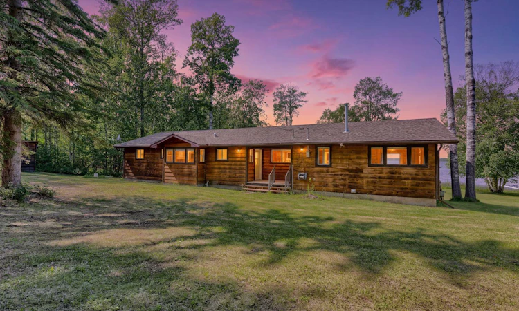 19 Ella Mae Crescent