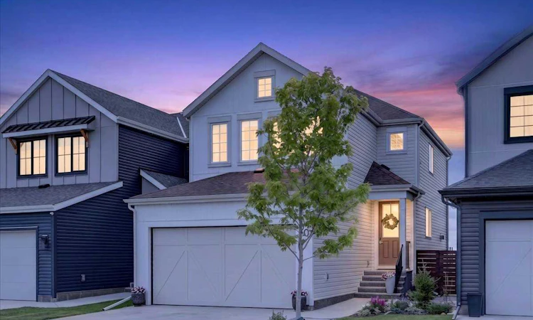90 Savoy Landing SE