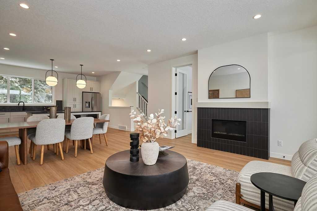 417 Shawnee Terrace SW, Calgary, AB, T2Y 0X5