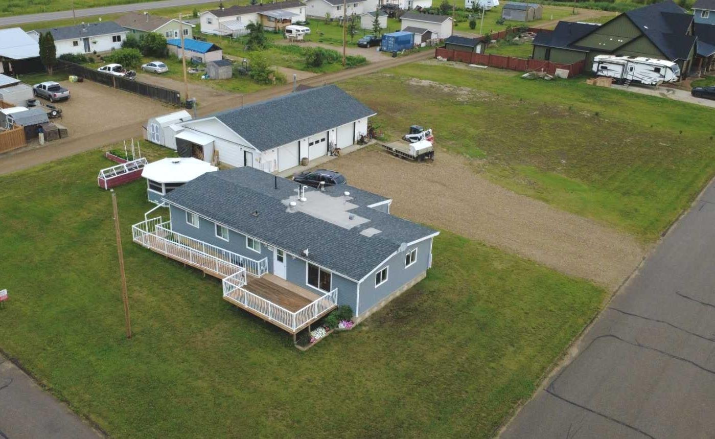 908 6 Avenue, Clear Hills County, AB, T0H 2A0
