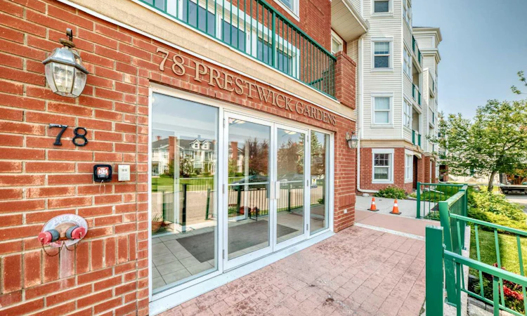 210-78 Prestwick Gardens SE