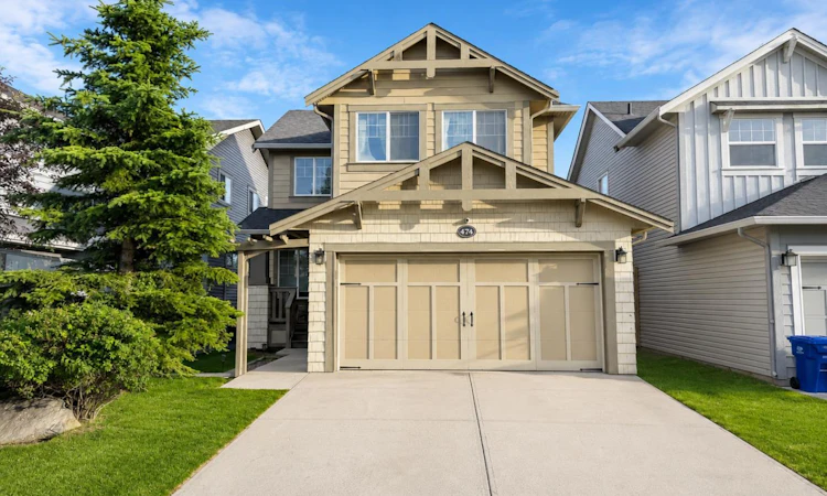 474 Williamstown Green NW
