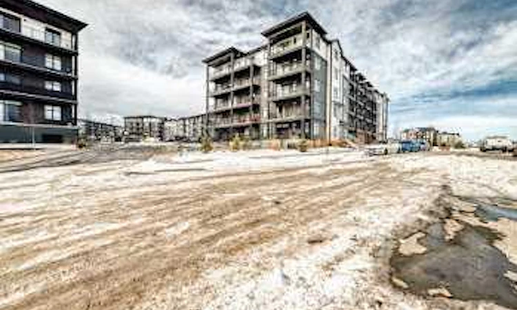 110-30 Sage Hill Walk NW
