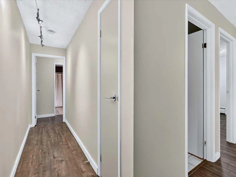 214-723 57 Avenue SW, Calgary, AB, T2V 4Z3 - 33